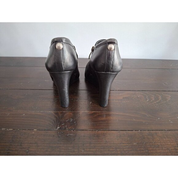 Vince Camuto Black Leather Kemper Pointed Toe Bootie/pre-owned, Sz. 7.5M - Picture 7 of 10